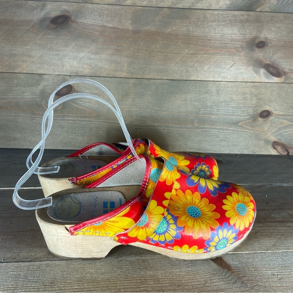 kerstin adolphson womens size 39 shoes floral multicolor slip on swedish clogs - Picture 2 of 9